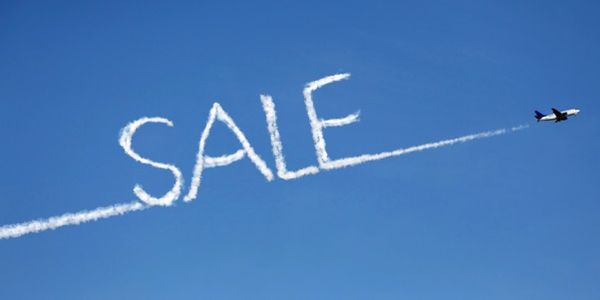CNN adds TripAdvisor search, SkyTeam joins WeChat, Mercure tests six degrees theory, and more...