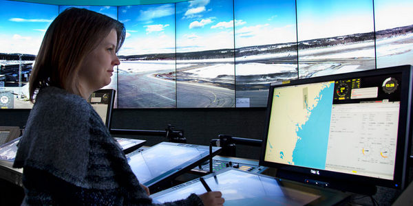Remote-controlled airport suggests tech-heavy future of air traffic control