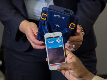Apple Pay takes to the JetBlue skies in first airline deal