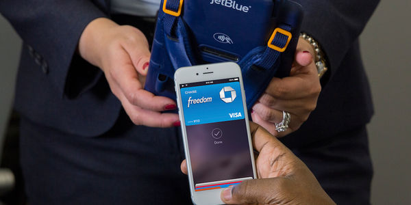 Apple Pay takes to the JetBlue skies in first airline deal