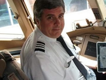American Airlines grounds planes after iPad app fault