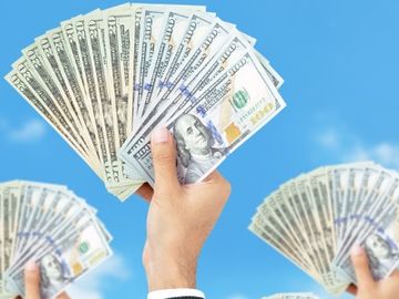 Ctrip turns to market to raise $1 billion