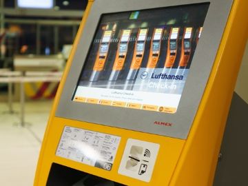 Lufthansa to add surcharge to every booking made via the GDS
