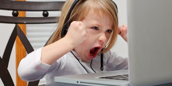 Quarter of web users abandon travel bookings if local currency isn't supported