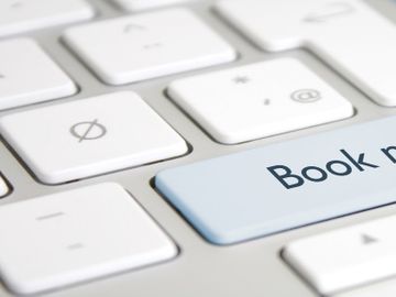 TripAdvisor says learning as it goes along with instant booking