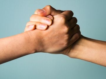 Ctrip and Qunar agree share swap and co-operation