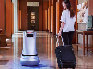 This is the hotel robot you're looking for - Relay nabs $15 million investment