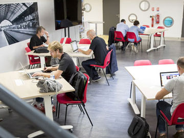 Paris's travel startup incubator invites foreign entrepreneurs