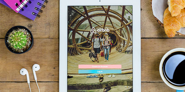 Airbnb to let neighbors report on bad hosts