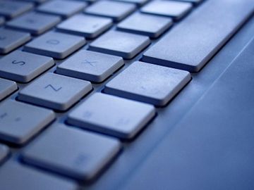 Online fraud detection still relies on manual reviews