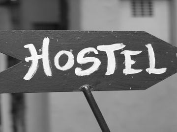 Web bookings dominate buoyant hostel sector (but rental threat looms)