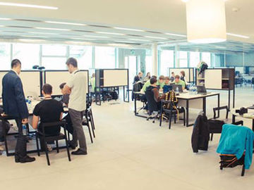 Innovation, startups, and the travel industry mainstream