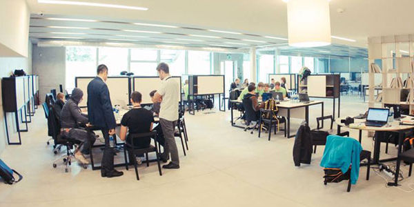 Innovation, startups, and the travel industry mainstream