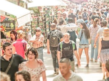 How hotels can localise their website to compete with Airbnb