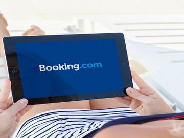 How Booking.com dominates hotel bookings in two simple charts