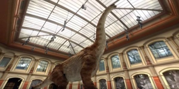 Google brings tourist attraction to life with virtual reality dinosaurs