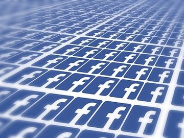 Hotels posts on Facebook plateau after rapid rise and decline