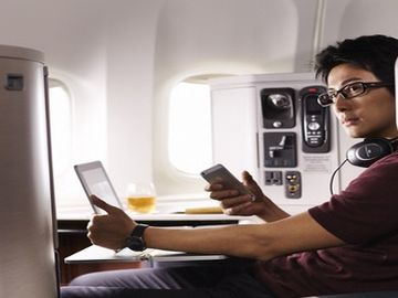  alt="In-flight wifi matures as two out of five available seat miles offer connections"  title="In-flight wifi matures as two out of five available seat miles offer connections" 