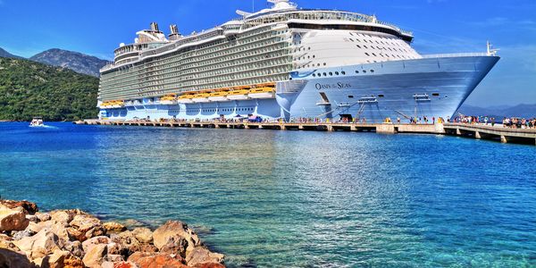 Royal Caribbean rolls out new tools in its travel agency booking system