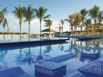 TUI reduces the seasonal swing