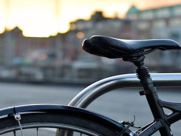 KLM partners with GetYourGuide for mobile booking of tours and activities