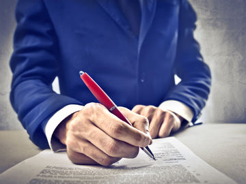 Breaking up is hard –  5 pieces of advice for owners considering (re-)signing with a hotel brand
