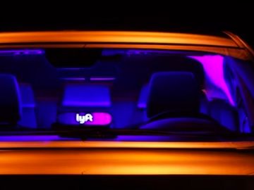 Riding high on 2017, now Lyft seeks hotel partnerships