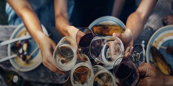 Zomato makes dramatic turnaround, attracts big investment