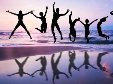 Search marketing insights to entice weekend travelers