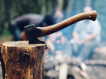  alt="Why marketing and revenue departments should bury the hatchet, right now"  title="Why marketing and revenue departments should bury the hatchet, right now" 