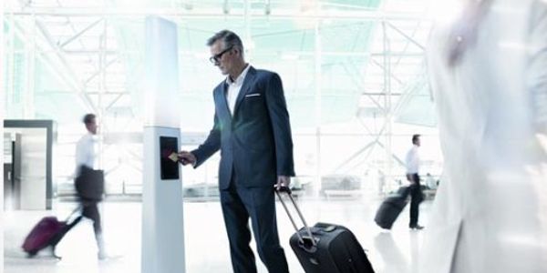 Qantas overhauls passenger check-in and luggage system with RFID technology