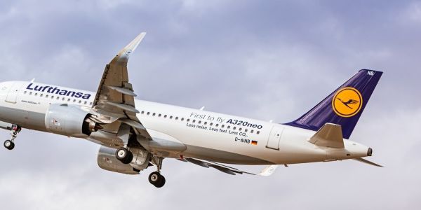 Lufthansa flatbats DCC questions