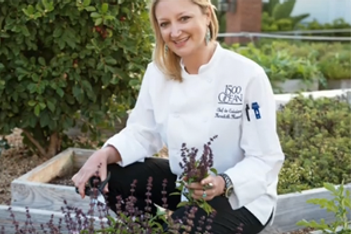 How to Incorporate a Resort's On-site Garden Into Event Programming (Video)
