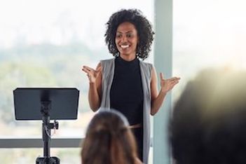 How to Win Attendees' Attention With More Engaging Presentations