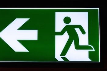 How to Handle a Beloved Employee's Exit