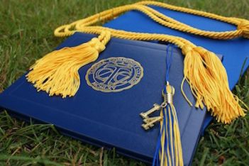 How to Balance Work and School When Pursuing an Advanced Degree