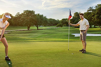 4 Creative Ways to Incorporate Golf Into Meetings