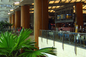 singapore airport - 370