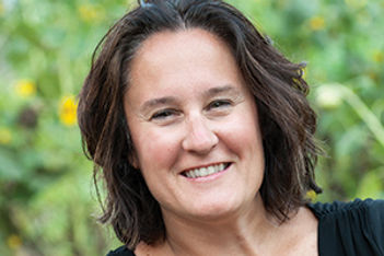 Tracy Stuckrath