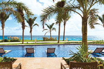 Hyatt Ziva Cancun swim up room