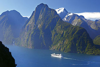 Milford Sound scenery