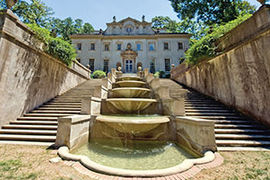 Center Swan Fountain