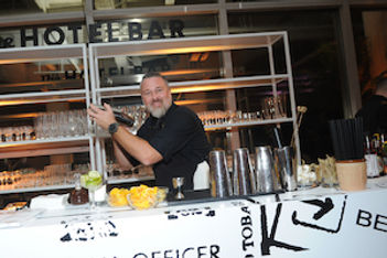 Bartender Willy Shine