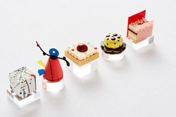 Rosewood-Afternoon-Tea-Cakes
