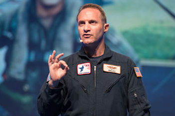 Association Speaker Spotlight: 'The Wingman' Enthralls Groups With Talks on Collaboration and Trust