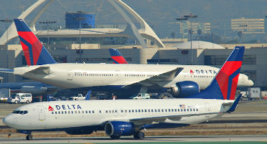 airplanes delta - 370
