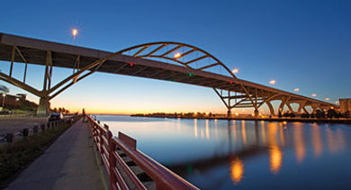 Milwaukee bridge