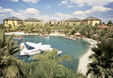 The Loews Royal Pacific Resort connects
to form part of the new Loews Meetings
Complex at Universal Orlando