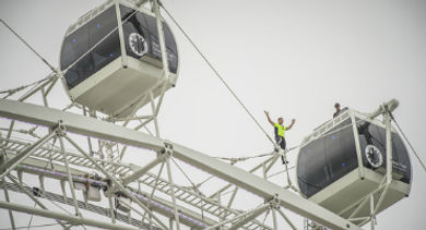 Nik Wallenda - 370