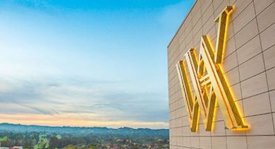 Waldorf Astoria Arrives in Beverly Hills